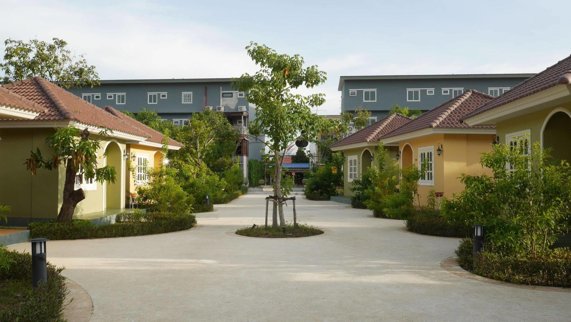 Wangpla Villa Resort Nakhon Sawan Dış mekan fotoğraf