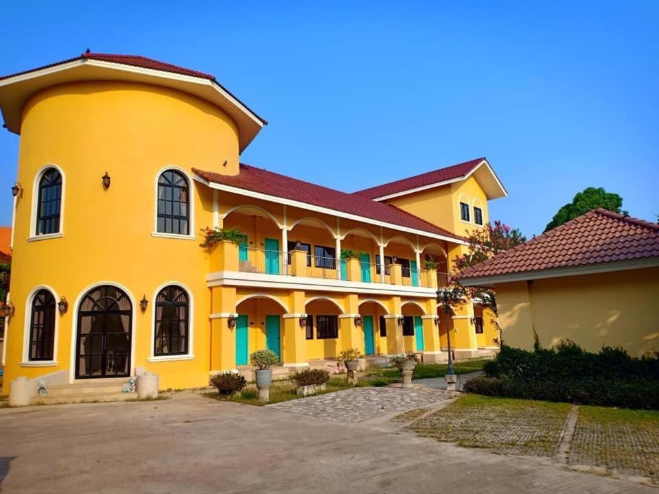 Wangpla Villa Resort Nakhon Sawan Dış mekan fotoğraf